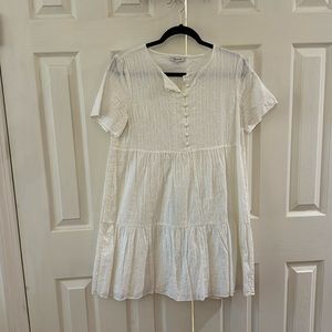 Floral lace white Madewell mini dress. Size medium. Great condition.